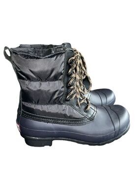 HUNTER Original Women's Short Quilted Puffer Lace-Up Boot in Navy Blue Size 7